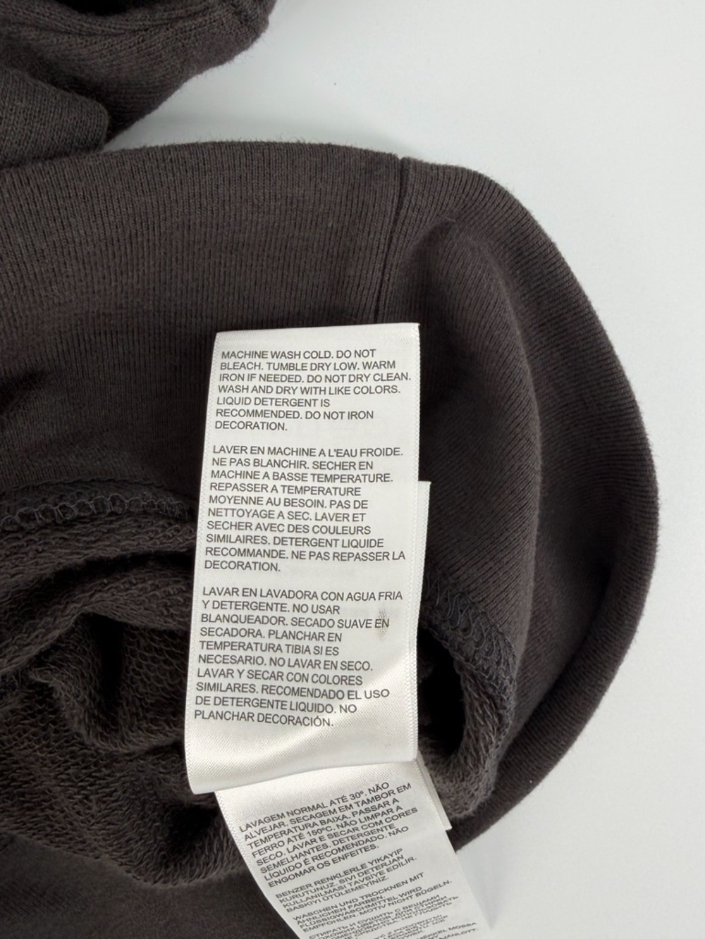 Levi's Womens Metallic Logo-Print Graphic Pullover Hoodie Black - Picture 13 of 15